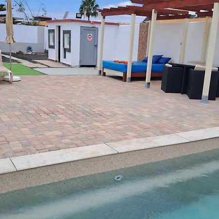 Villa Experience Heated Salty Water Pool 칼레타데푸스테 외부 사진