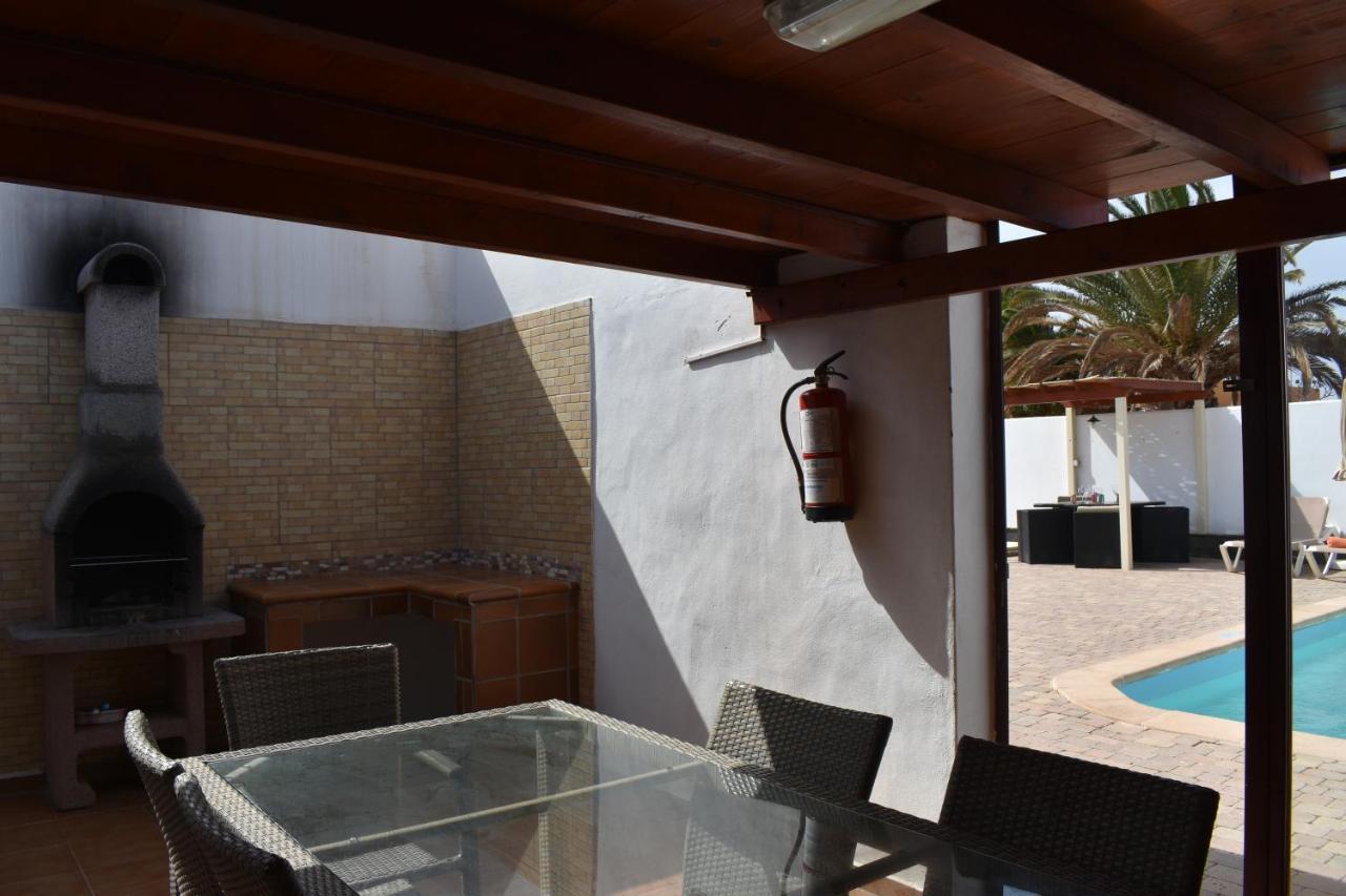 Villa Experience Heated Salty Water Pool 칼레타데푸스테 외부 사진