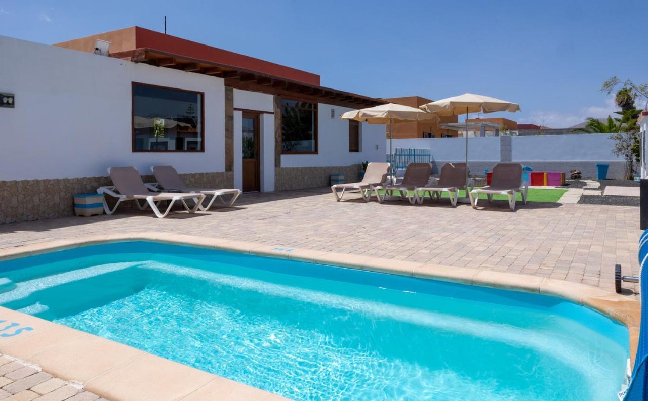 Villa Experience Heated Salty Water Pool 칼레타데푸스테 외부 사진