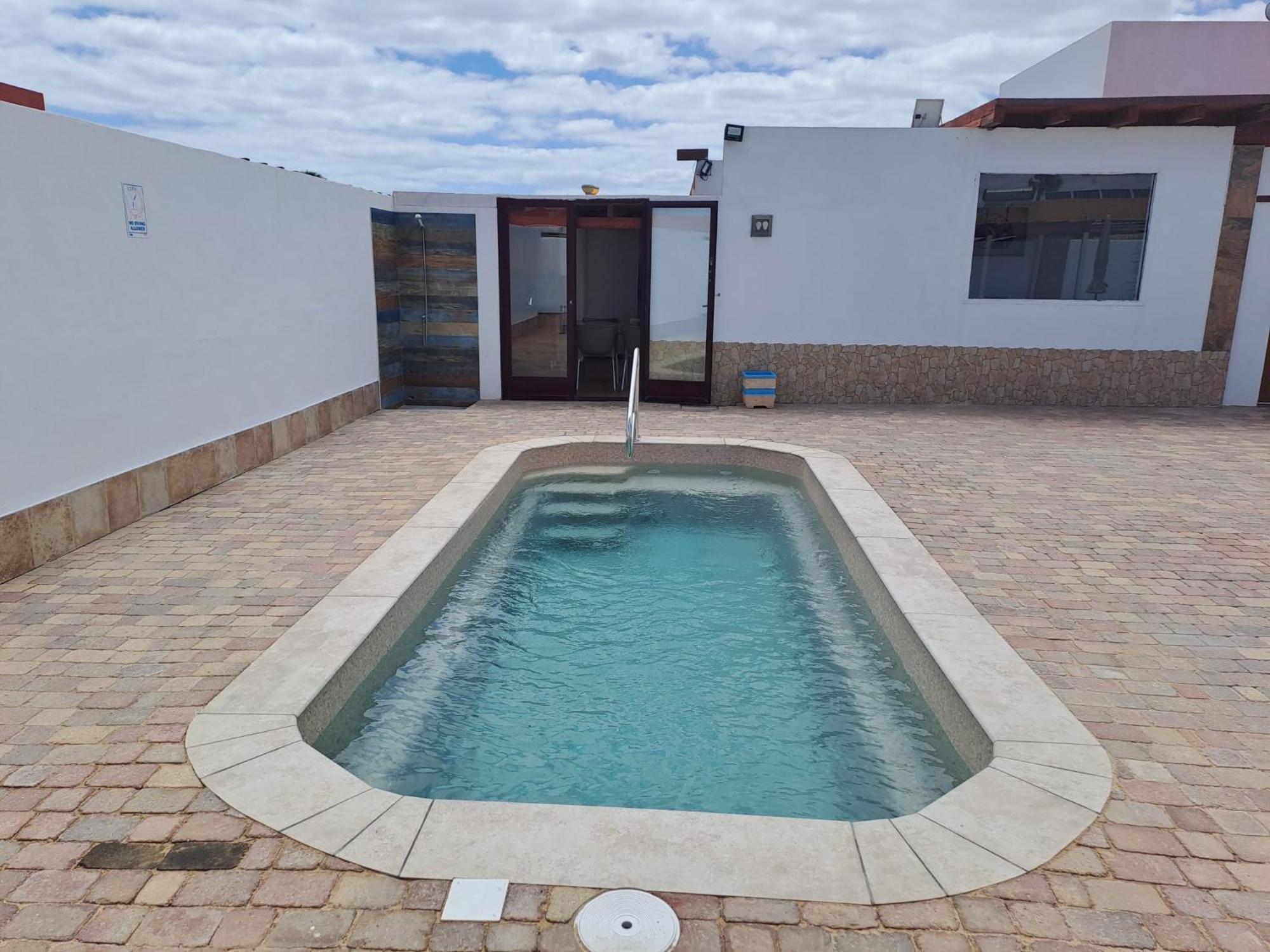 Villa Experience Heated Salty Water Pool 칼레타데푸스테 외부 사진